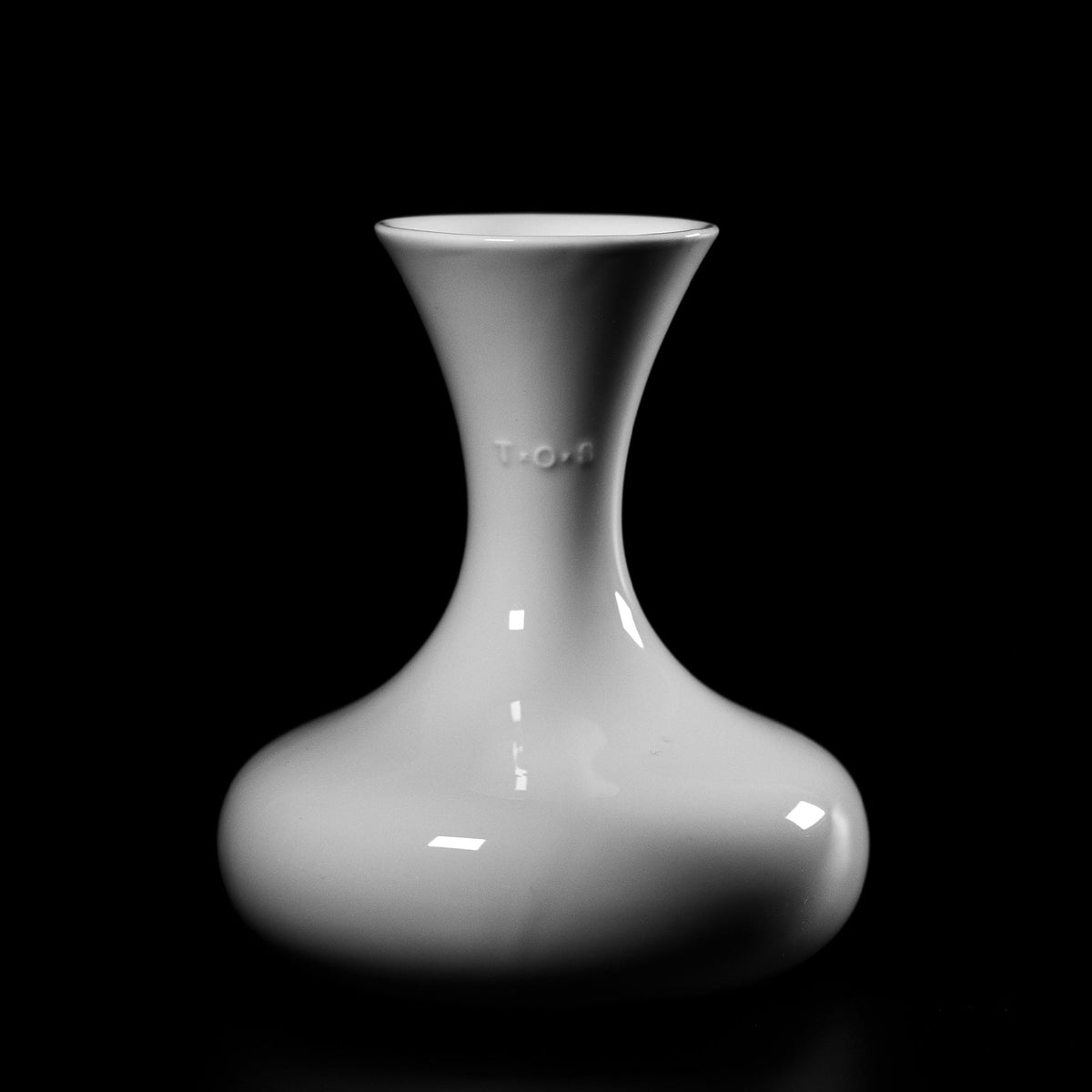 TOS Aroma Carafe de porcelana Origami diseñada por Sibarist con mango de cuero
